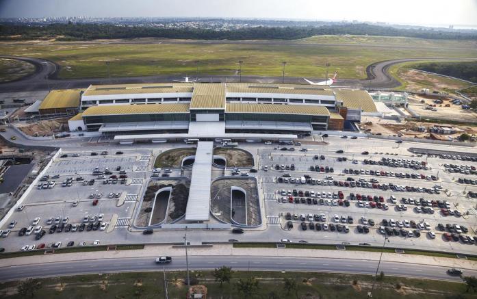 Leilão arrecada mais de R$600 mil com materiais  apreendidos pela alfândega  