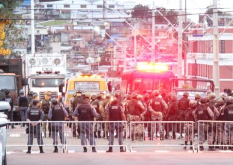 Imagens exclusivas mostram a movimentação no entorno da Raimundo Vidal 