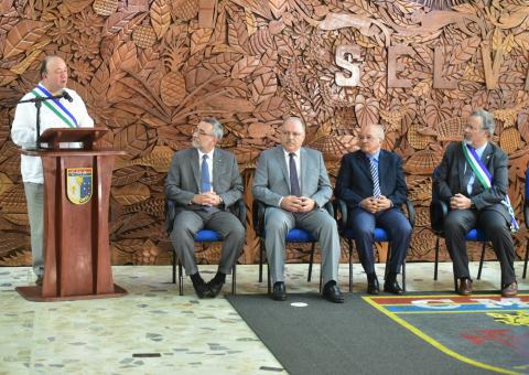 Ministros da Defesa do Brasil e da Colômbia debatem entrada de droga pelo Amazonas 