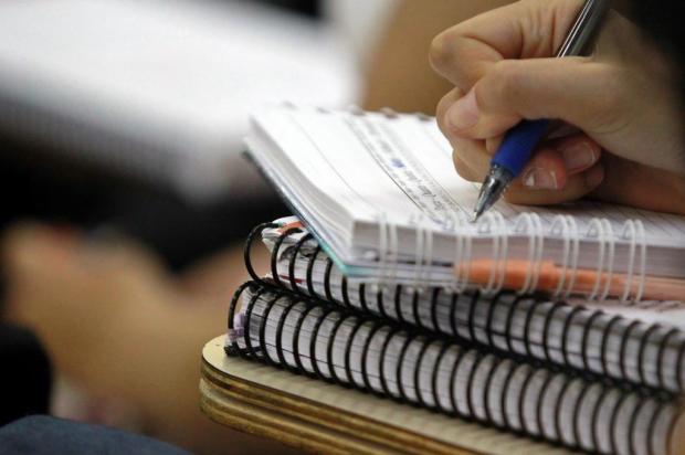   PGE-AM realiza exame de seleção para estagiários de Direito