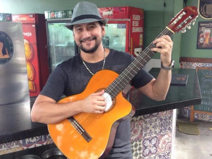 Randerson Couto é a atração do Favela Vieiralves nesta quarta-feira