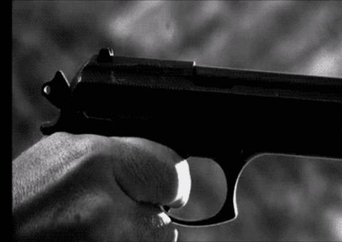 Troca de tiros e perseguição deixa homem ferido em Manaus