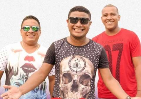 Flutuante Sedutor tem fim de semana musical