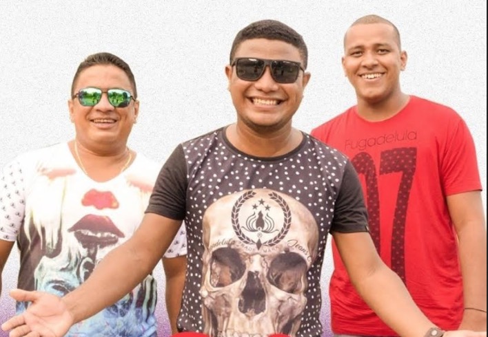 Flutuante Sedutor tem fim de semana musical