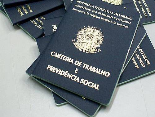 Mutirões para emissão da carteira de trabalho devem ser realizados ao longo do ano