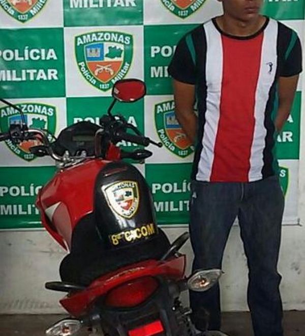 Dupla é presa acusada de diversos assaltos em Manaus