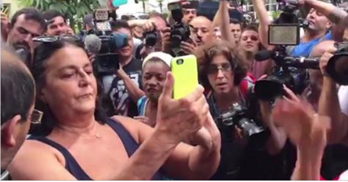 Mulher é hostilizada após celebrar morte da ex-primeira dama Marisa Letícia