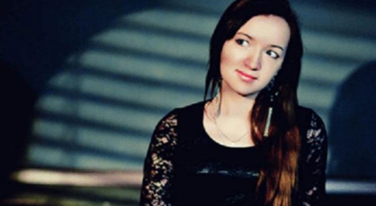 Mulher trabalha como ‘esquentadora de camas’ e cobra R$ 256 por sessão