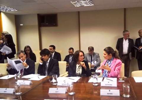 Rebecca Garcia participa de reunião com órgãos de comércio exterior 