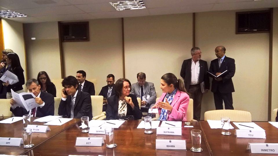 Rebecca Garcia participa de reunião com órgãos de comércio exterior 