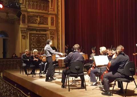 Teatro Amazonas recebe Orquestra de Câmara do Amazonas nesta segunda