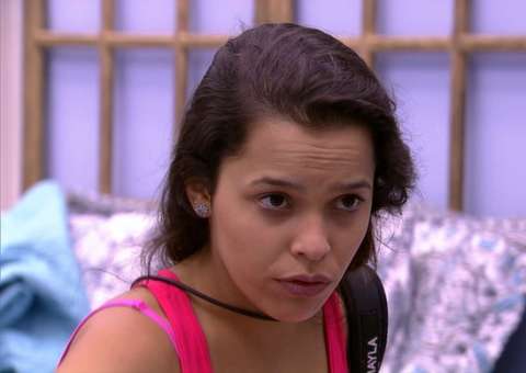    BBB 17: Líder Emilly se irrita ao ver Luiz Felipe com Mayara e Vivian