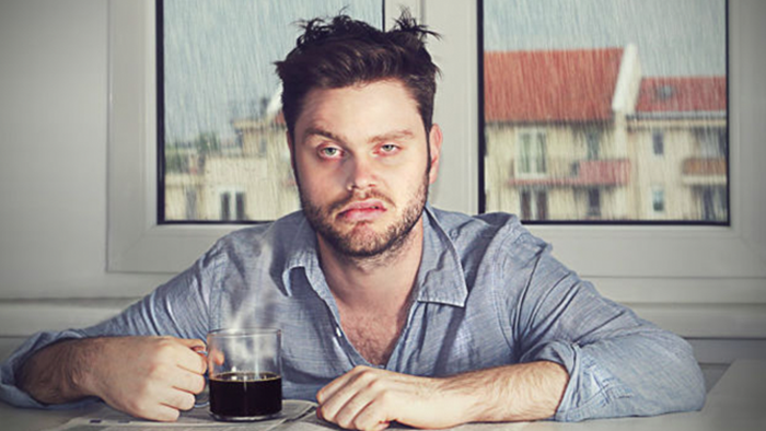 Homem cria bebida alcoólica que não dá ressaca