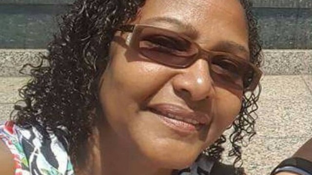 Após ter casa invadida mulher é esfaqueada e queimada 