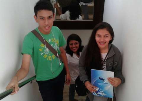 Universitários treinarão inglês em ação voluntária no receptivo de turistas em Manaus