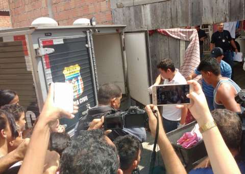 Mulher é encontrada morta a facadas na Zona Norte de Manaus