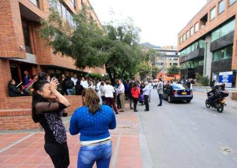 Terremoto de magnitude 5,7 atinge a Colômbia e assusta moradores