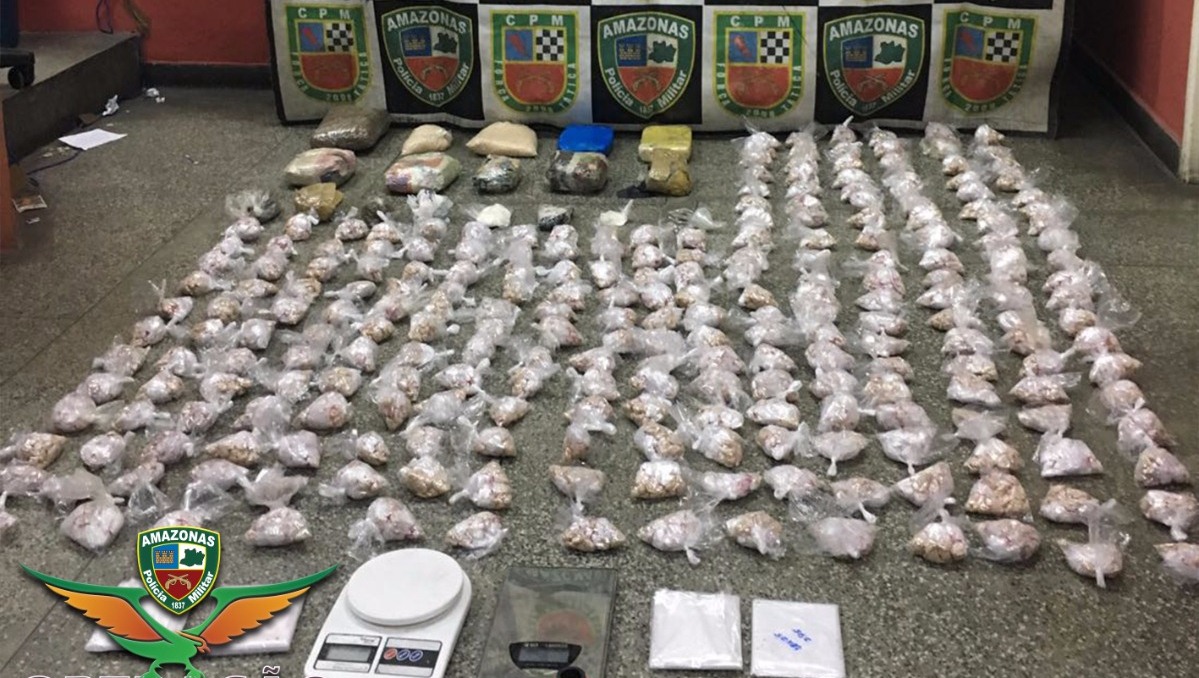 Mulher é presa com mais de 7 mil porções de drogas em Manaus