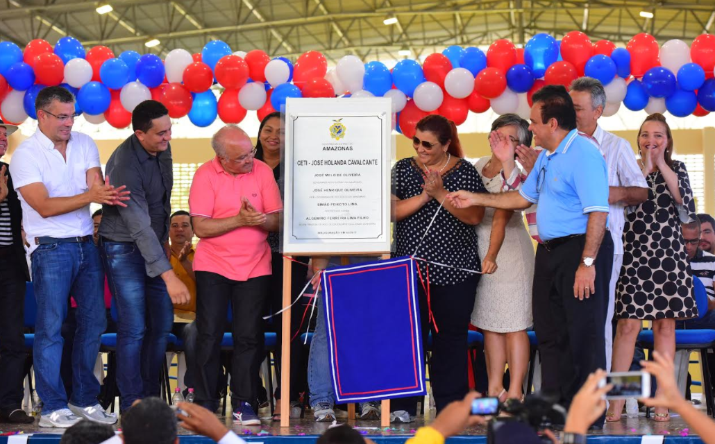 Em Borba, governador José Melo abre o ano letivo  com a inauguração de Ceti
