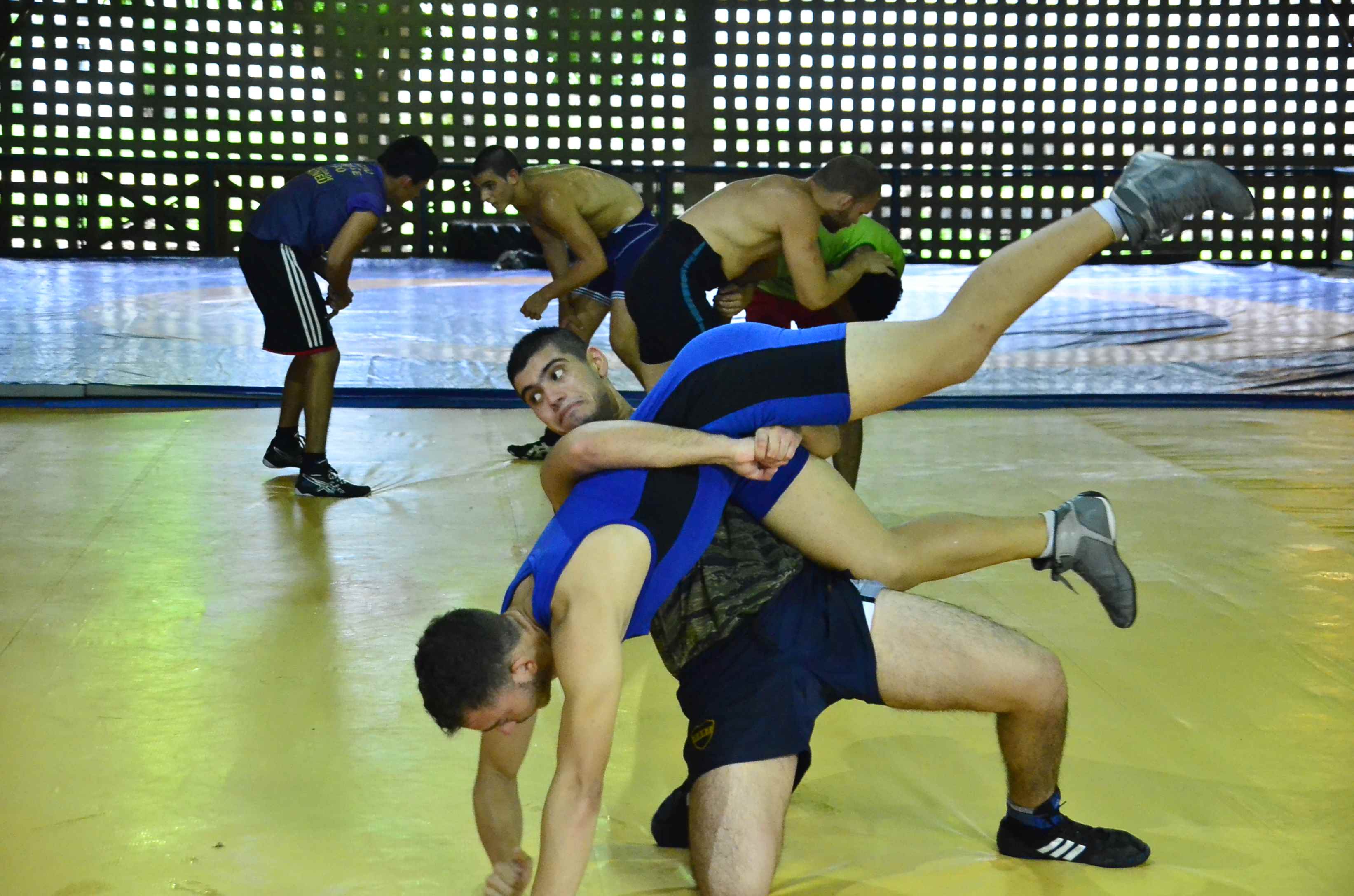 Argentinos desembarcam em Manaus para treinar com equipe amazonense de Luta Olímpica  