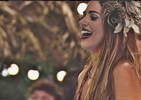 BBB17: Após escapar da eliminação manauara fala sozinha depois de abraçar Manoel 