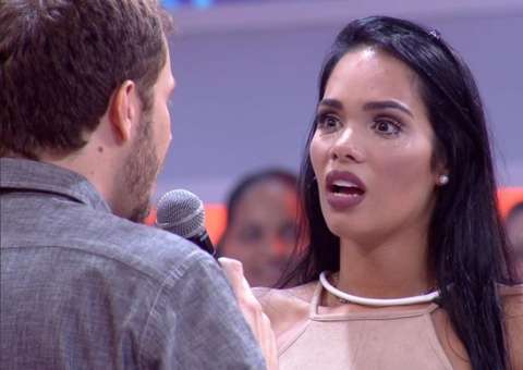 Reação de Mayara ao saber do voto de Roberta vira memes. Veja