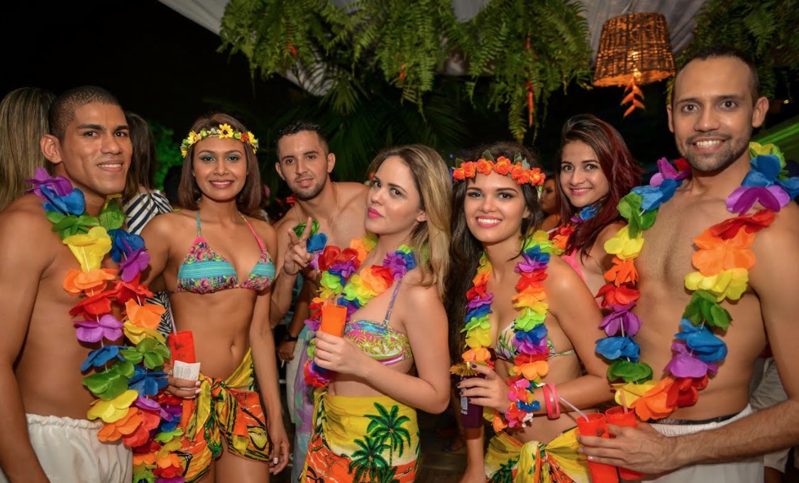 Baile do Hawaii vai premiar melhor fantasia havaiana