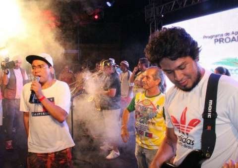 Cauxi Eletrizado agita a primeira edição do Chopp Folia em Manaus