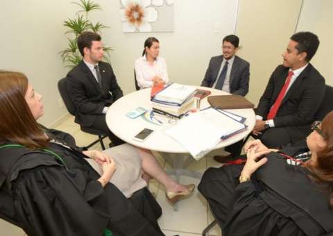 TRT realiza mutirão de audiências para negociar dividas do Governo