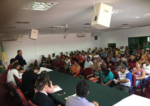 Corte de energia em bairro de Manaus será suspenso até regularização de cobranças  