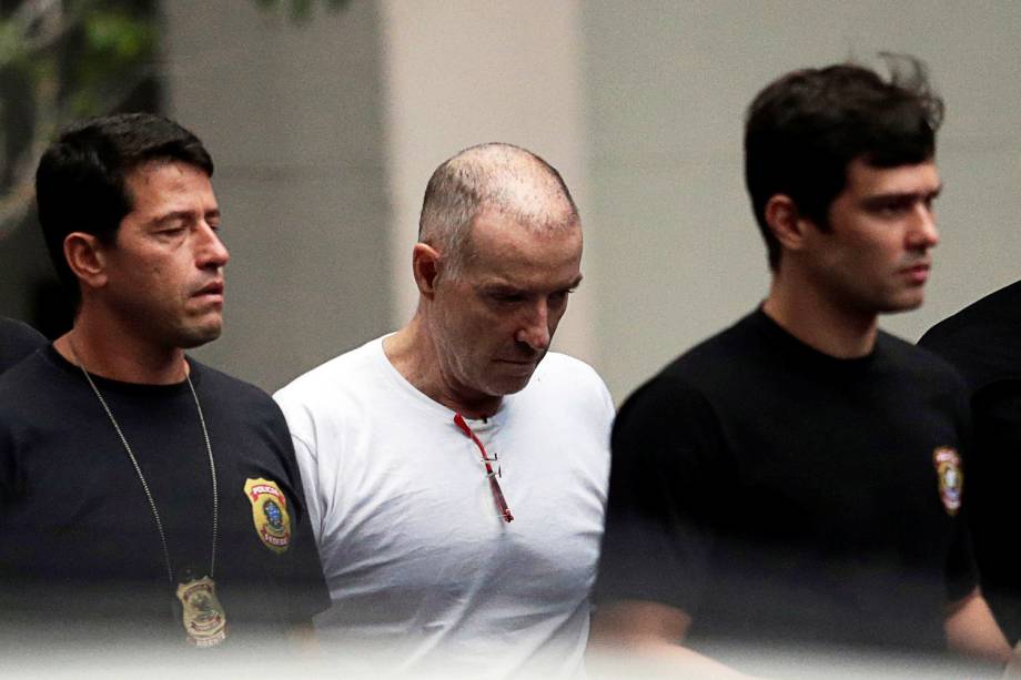 PF indicia Eike Batista, Cabral e mais dez pessoas na Operação Eficiência
