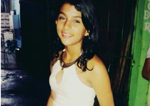 Família procura adolescente que desapareceu após sair de casa em Manaus