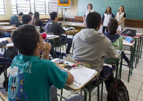  Reforma do ensino médio é aprovada pelo senado 