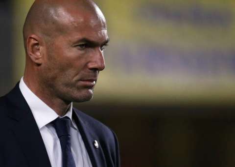 Ex-colegas de Zidane fazem acusações polêmicas ao craque 
