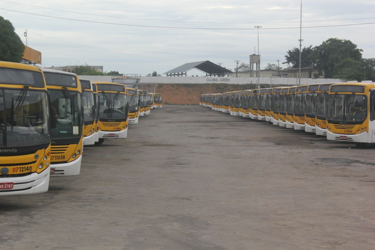 Rodoviários deflagram greve por tempo indeterminado em Manaus