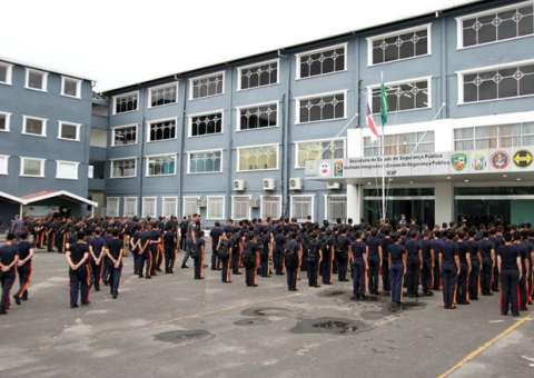 Colégio da Polícia Militar abre mais de 500 vagas remanescentes para ensino fundamental e médio em Manaus