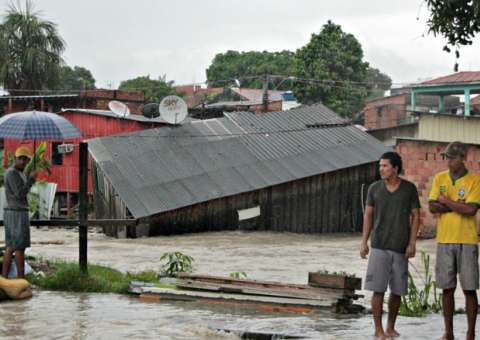 Defesa Civil intensifica ações de prevenção em áreas de risco em Manaus 