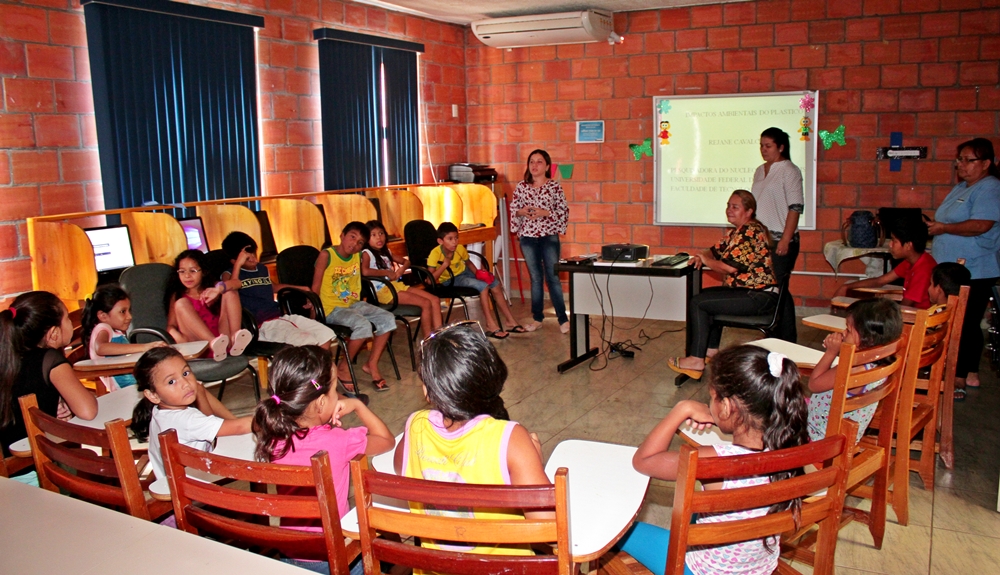 Atividade ensina sobre cuidados com o Meio Ambiente em Manaus