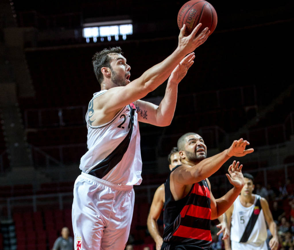 Novo Basquete Brasil traz à Manaus toda a rivalidade de Flamengo e Vasco