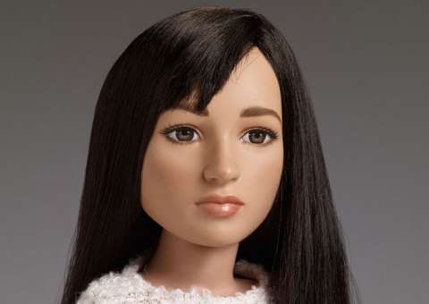  Fábrica de brinquedos lança boneca inspirada em adolescente transexual