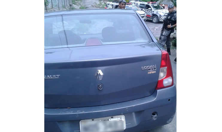 Homens roubam carro e levam criança de 3 anos em Manaus