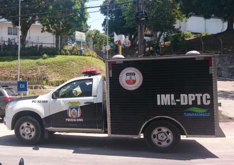 Homem é encontrado morto dentro de casa em Manaus