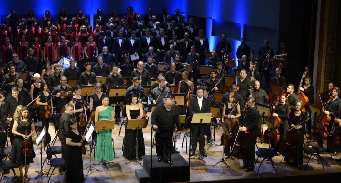 Filarmônica apresenta concerto Sinfonias no Teatro Amazonas 