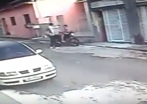 Após assaltar lan house, bandido foge usando moto de trabalhador na zona Centro-Oeste de Manaus