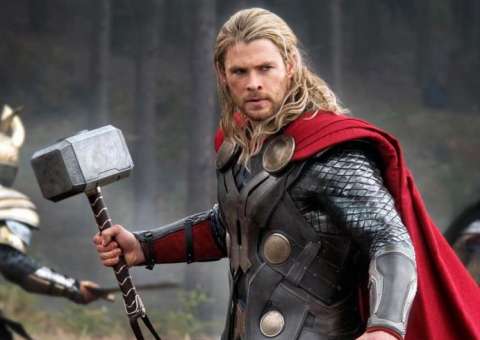 Thor anda de bicicleta no novo trailer de Ragnarok