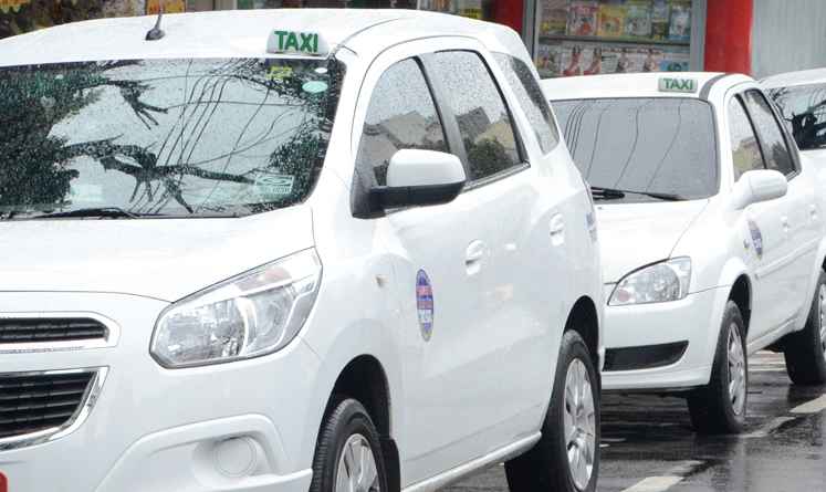 TCE nega pedido para suspender licitação de táxi em Manaus