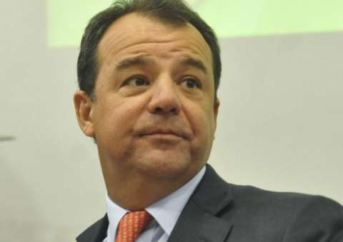 Cabral vai para prisão especial em março