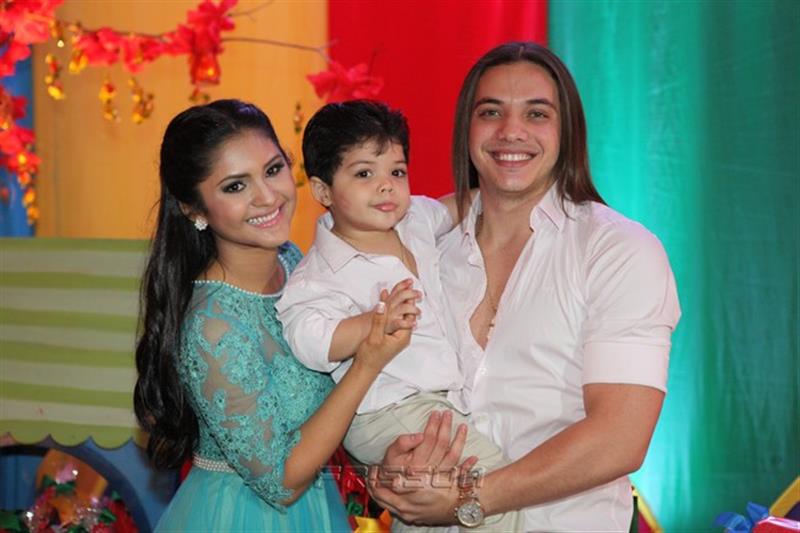 Filho de Wesley Safadão mostra que puxou gingado do pai e arrasa no funk. Vídeo