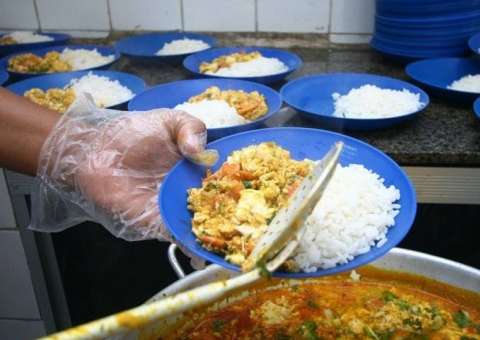 Produtores rurais podem fornecer alimentos para a merenda escolar em Manaus  
