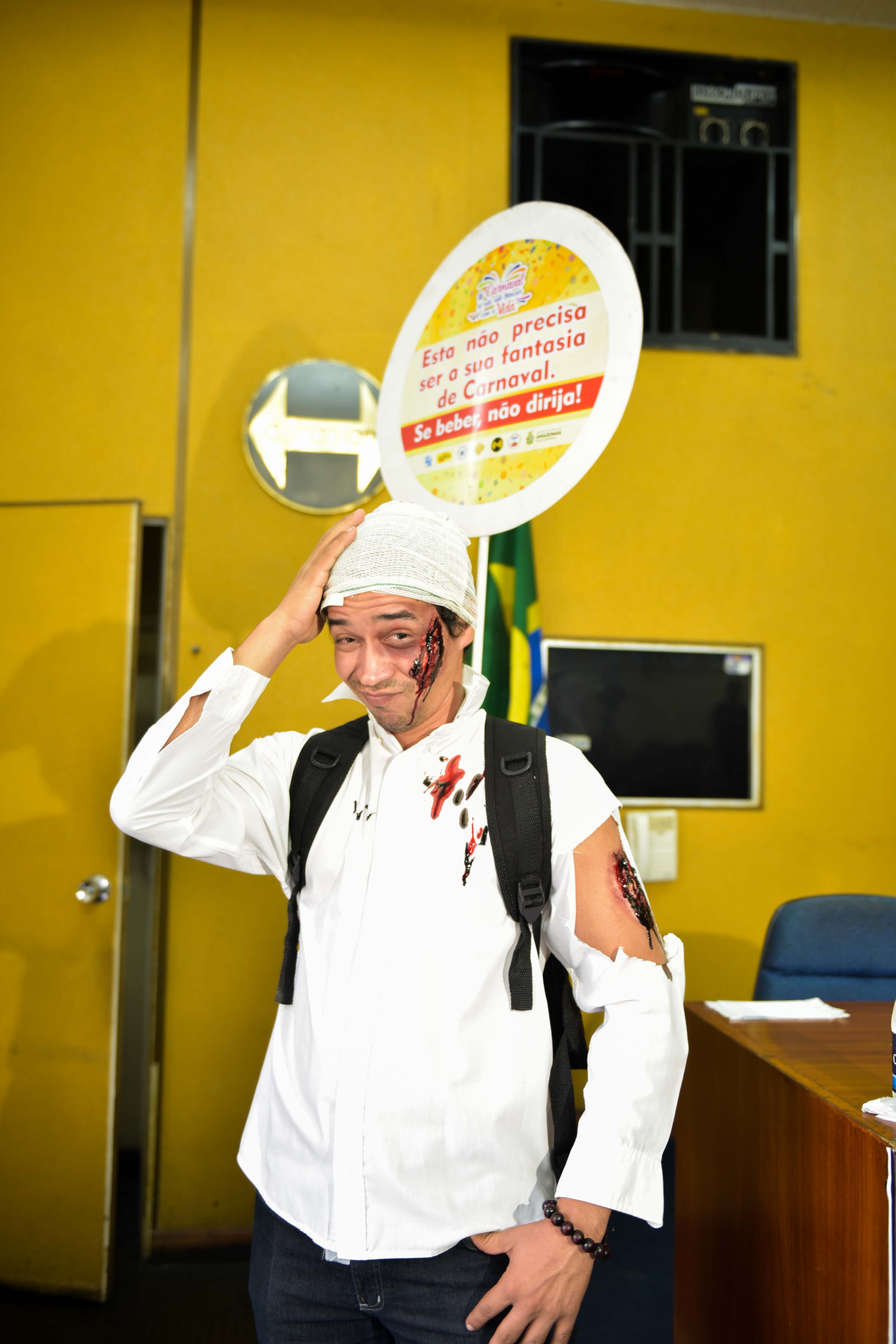 'No carnaval só não vale brincar com a vida' é campanha do Detran-AM para 2017